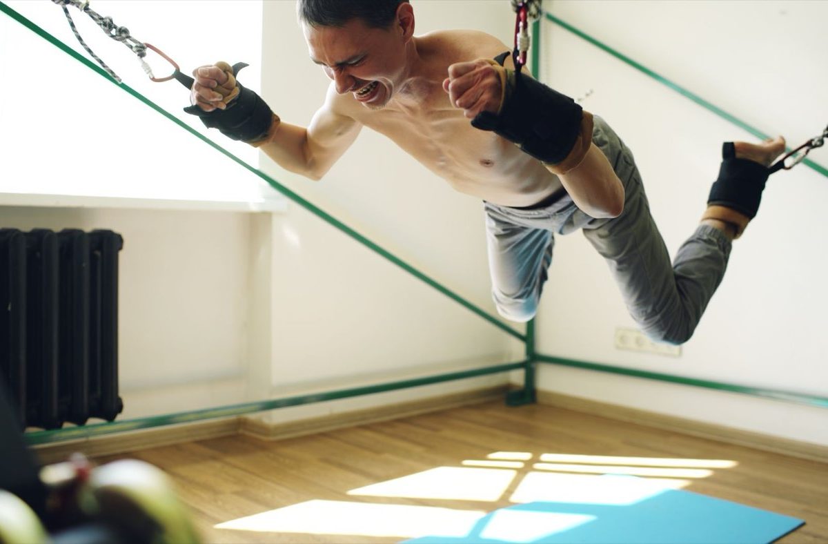 Suspension vs bandes élastiques pour progresser en force