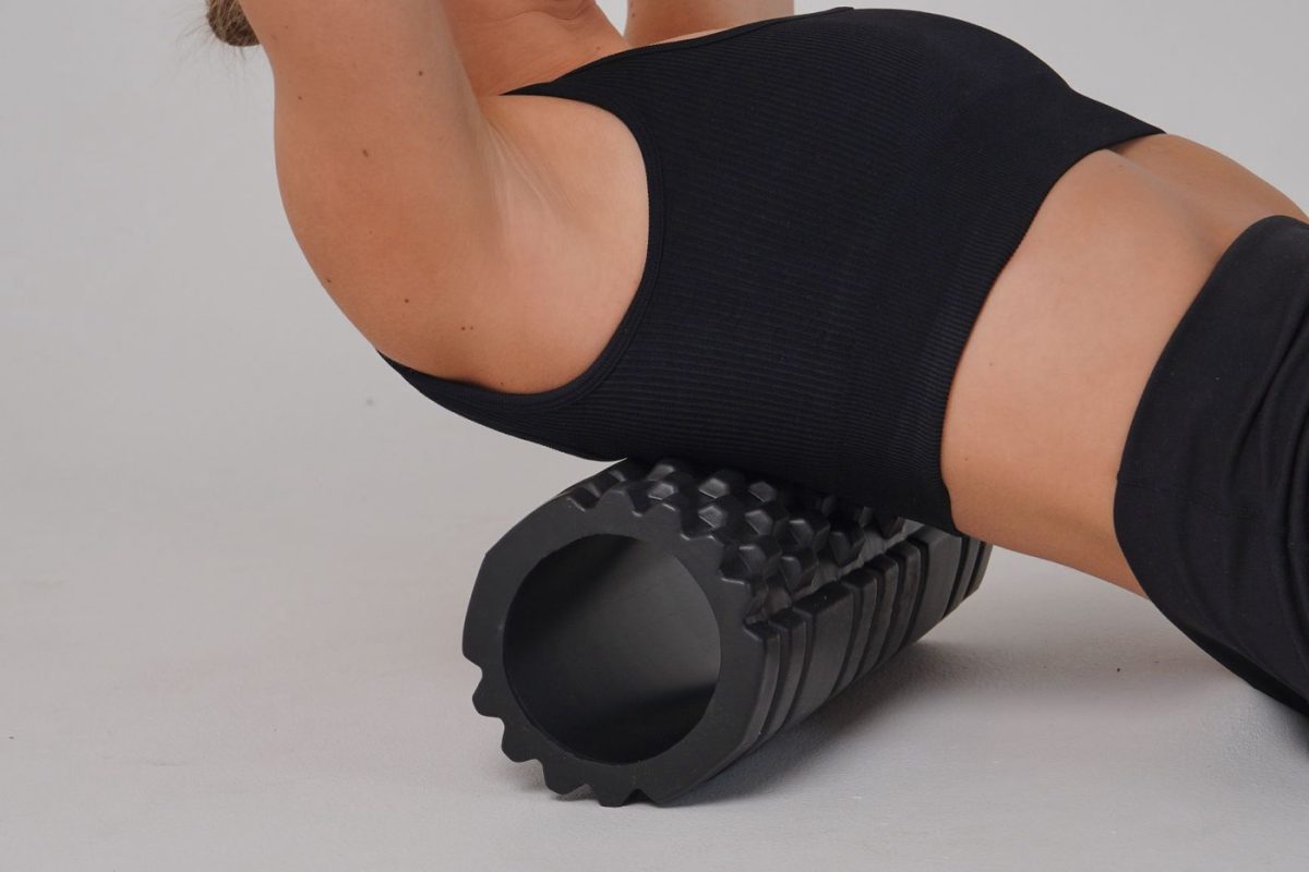 Foam roller ou balle de massage : guide pour soulager les fascias