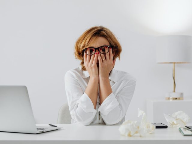 La sophrologie peut-elle vraiment apaiser votre stress quotidien ? Oui, voici comment